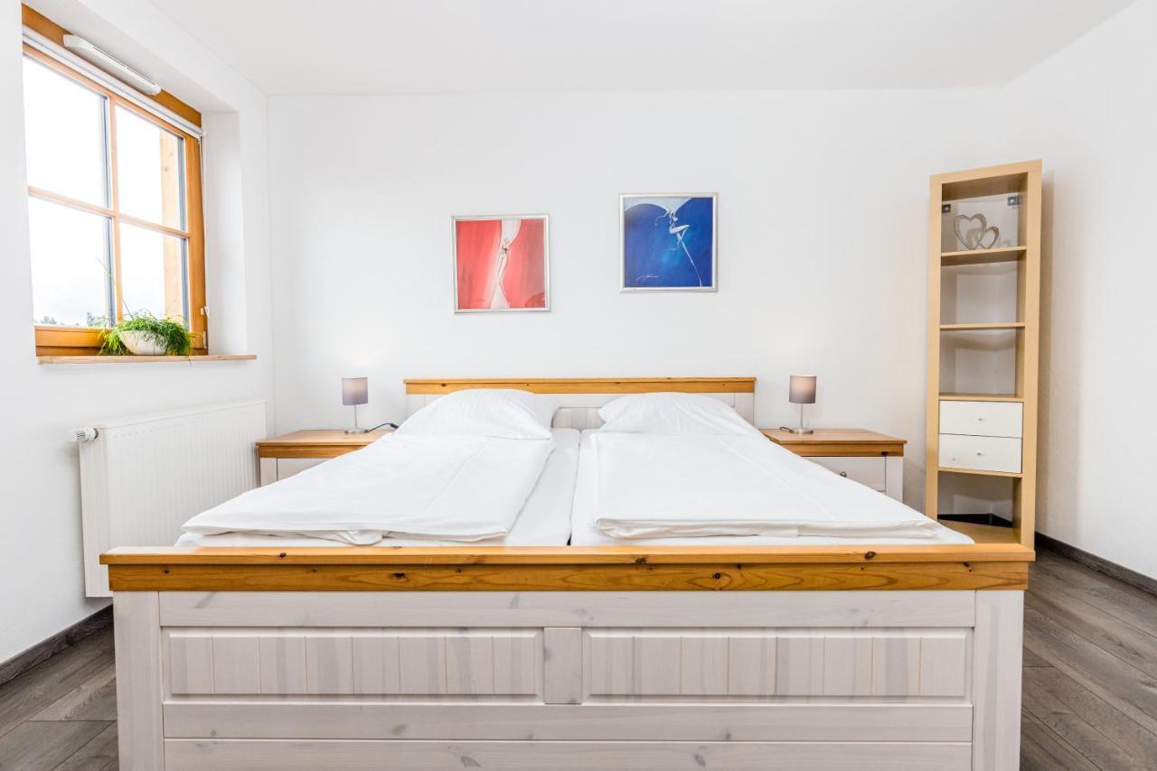 Der Bradler Bed & Breakfast Ebhausen Luaran gambar