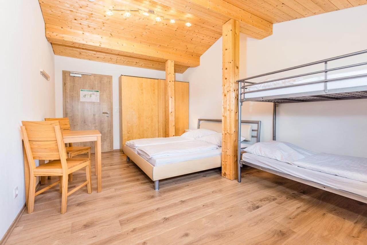 Der Bradler Bed & Breakfast Ebhausen Luaran gambar